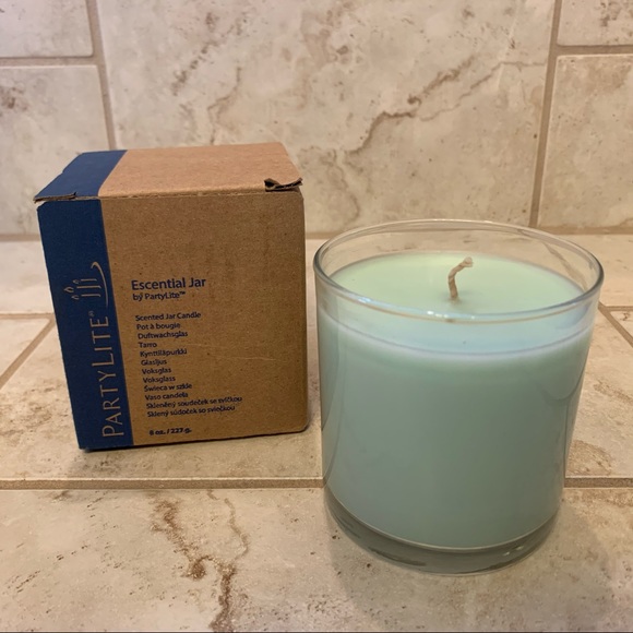 PartyLite Escential Jar Candle Cucumber GingerMint - Picture 1 of 7